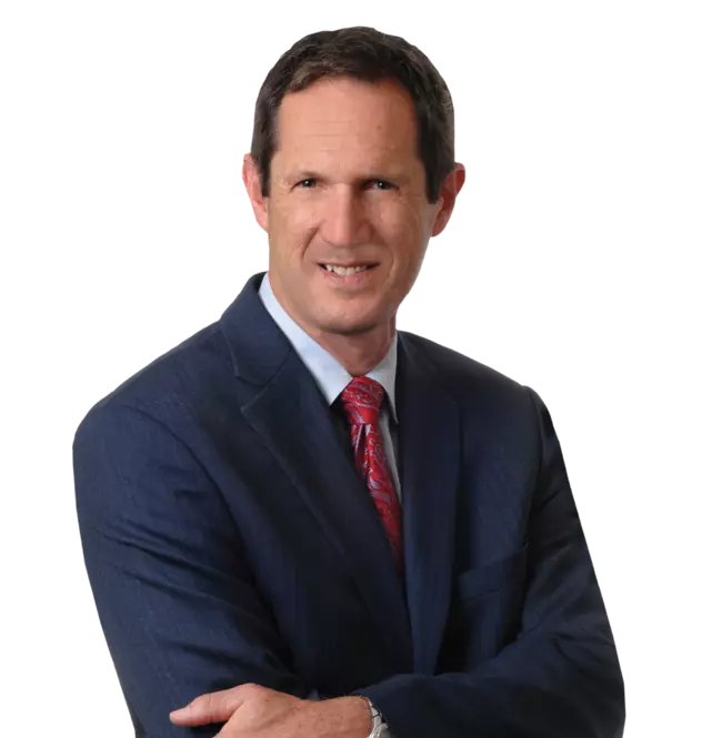 Carl Blumenstein, Nossaman LLP Photo