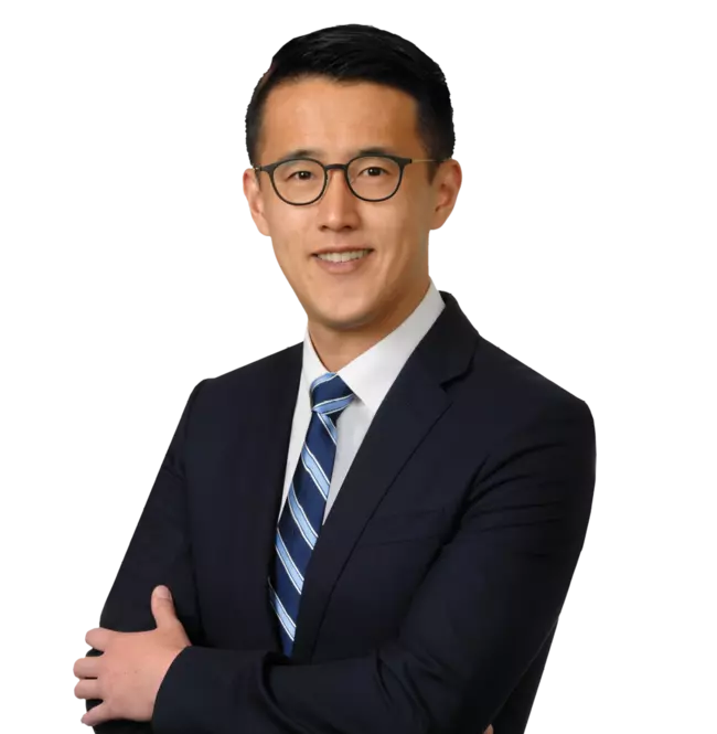 Willis Hon, Nossaman LLP Photo